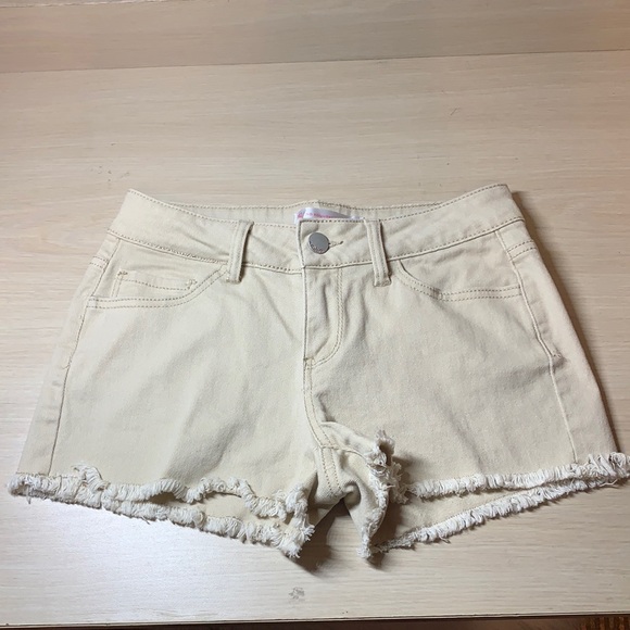 No Boundaries Pants - No Boundaries Khaki Denim Cut Off Shorts 👠